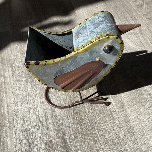 Cute Bird Planter 🌷 - Picture 3 of 5